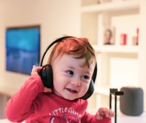 Como a Música Influencia Nossos Estados Emocionais e Mentais